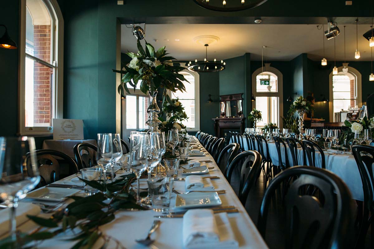 PeggySaas-FremantleWeddingWalk2017-219